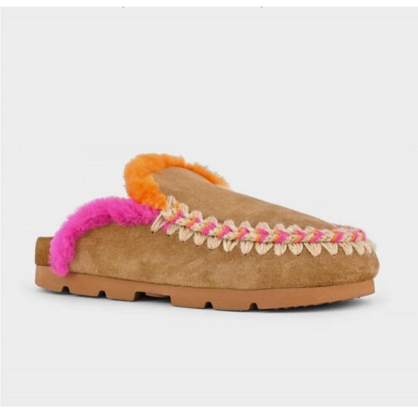 ZUECO CON PELITO ROSA 2