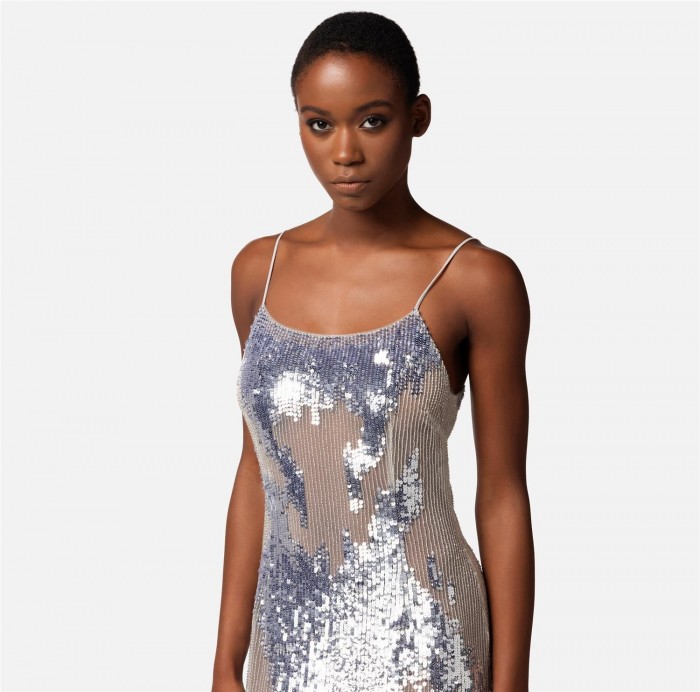 Vestido Red Carpet de tul bordado con... Vestido Red Carpet de tul bordado con...